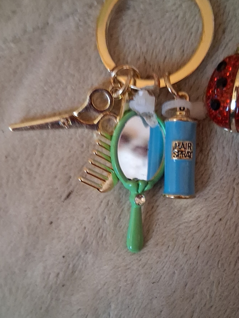 2 Cute Keychains - Picture 3 of 5